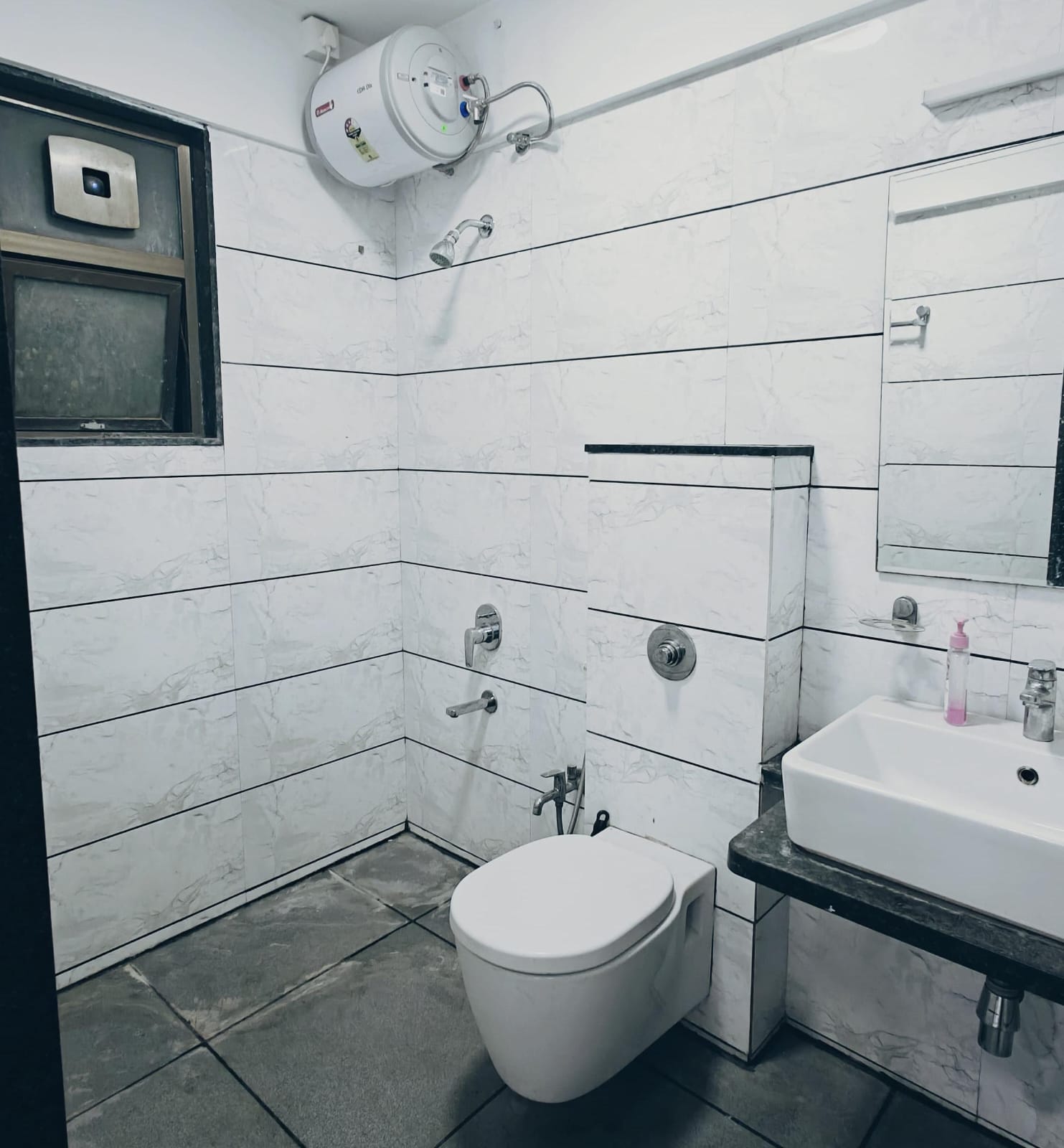 Sun House - Baner (Spacecraft)